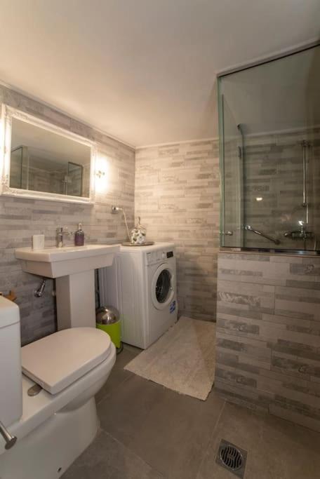 Myrto-Apartments-Афины Экстерьер фото